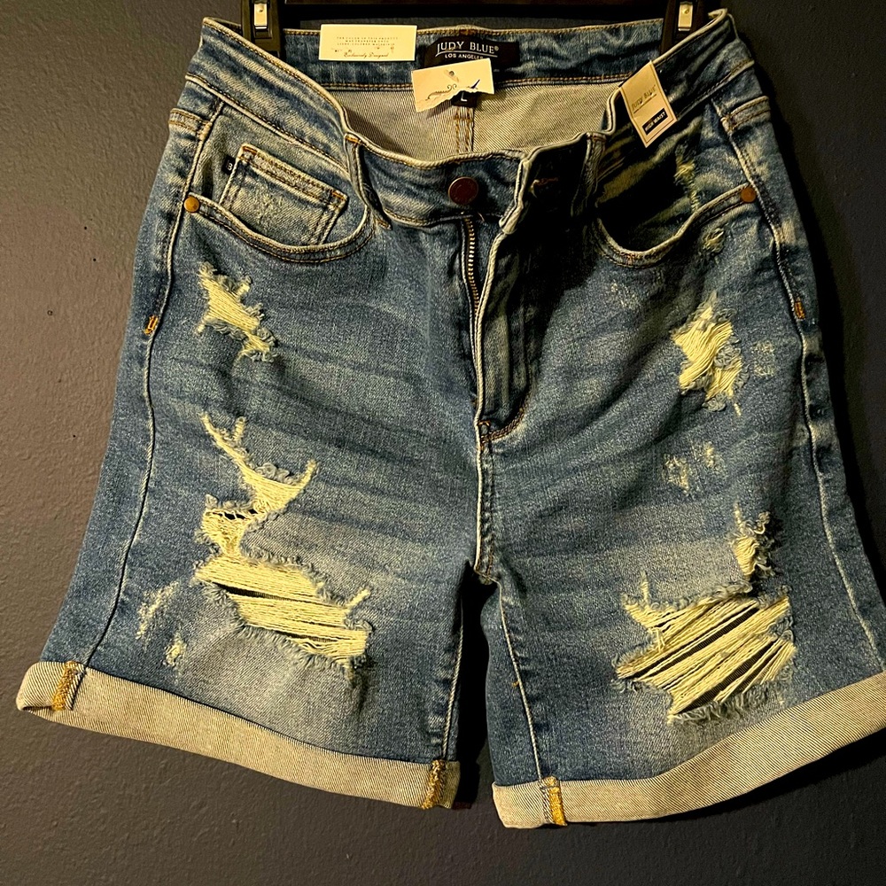 NWT Judy blue jean shorts high waisted Large